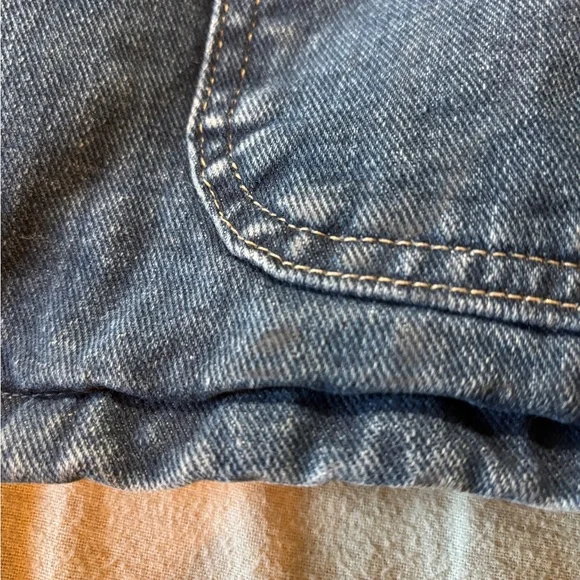 Carhartt “Southwest Look” Washed Denim Blanket-Lined Chore Coat (CB1003) - Picture 7 of 16